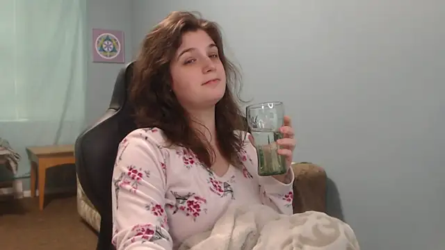 Snapshot of TreeJeanne chatting on March 7, 2025, 12:58 am TreeJeanne online show from March 7, 2025, 12:58 am