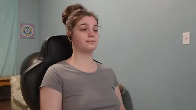 Snapshot of TreeJeanne chatting on March 14, 2025, 2:10 am TreeJeanne online show from March 14, 2025, 2:10 am