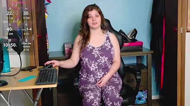 Snapshot of TreeJeanne chatting on November 12, 2025, 2:01 am TreeJeanne online show from November 12, 2025, 2:01 am