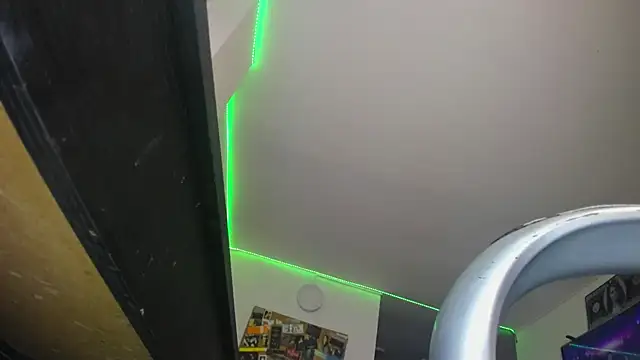 Snapshot of charlie_hotxxx chatting on January 14, 2025, 2:19 am charlie hotxxx online show from January 14, 2025, 2:19 am