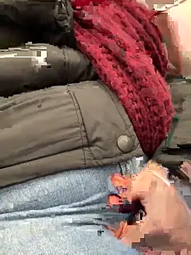 sylviahhh online show from March 29, 2026, 9:04 pm