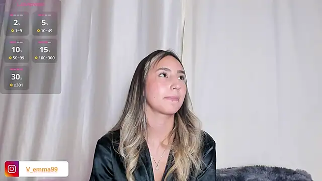 Snapshot of _Emma_Valka chatting on December 21, 2024, 1:04 am Emma Valka online show from December 21, 2024, 1:04 am