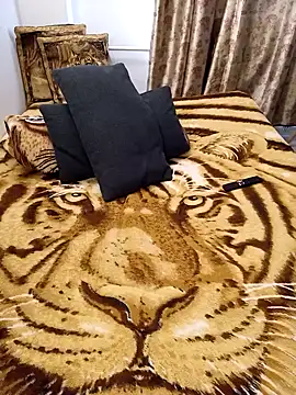 Snapshot of Sabrina_ONLY chatting on September 22, 2025, 1:46 pm Sabrina ONLY online show from September 22, 2025, 1:46 pm