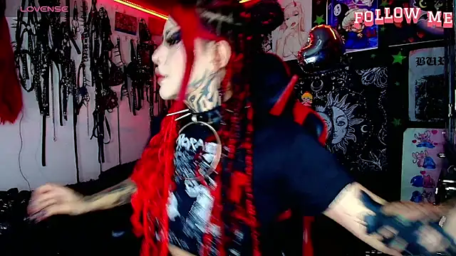 jannaink  online show from December 1, 2025, 11:43 pm