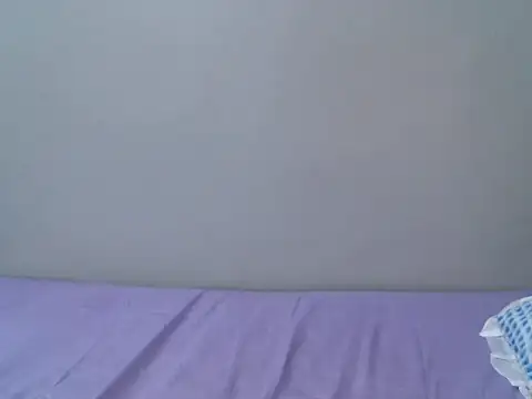 femaqueen online show from November 4, 2025, 5:12 pm