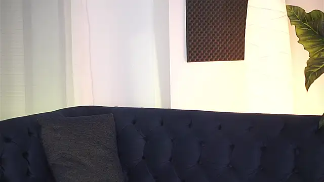 NicoleSarahX online show from March 2, 2025, 8:18 pm