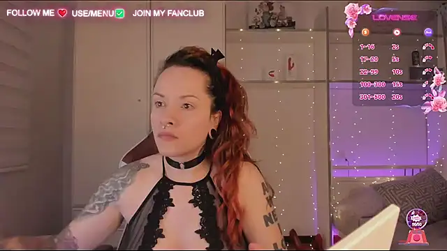 Domina Deivis online show from January 11, 2025, 5:10 am