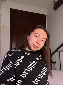 victoria qq online show from January 22, 2025, 7:46 am