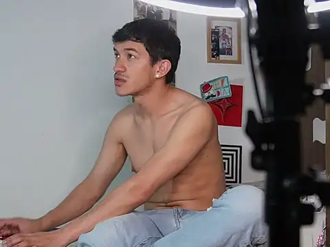 FelipheLive online show from September 10, 2025, 11:38 pm