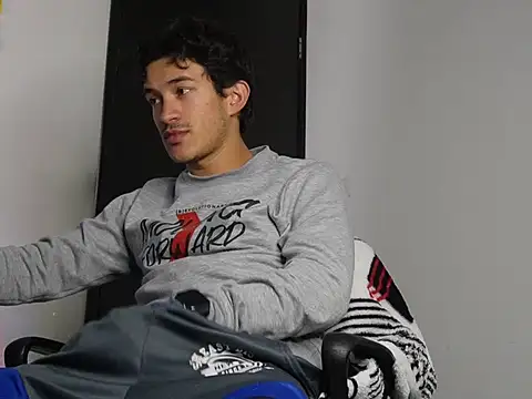 FelipheLive online show from October 14, 2025, 7:09 am