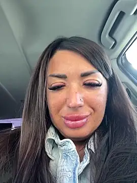 Snapshot of RuslanaXX chatting on March 2, 2026, 6:47 am RuslanaXX online show from March 2, 2026, 6:47 am