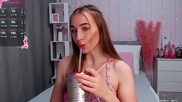 PornoGirlX online show from September 13, 2025, 5:46 pm