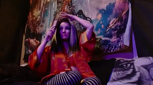 Snapshot of HighCityHoney chatting on February 4, 2025, 10:21 am HighCityHoney online show from February 4, 2025, 10:21 am