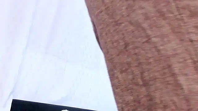 Snapshot of NoahhBrown chatting on October 15, 2025, 11:38 pm NoahhBrown online show from October 15, 2025, 11:38 pm