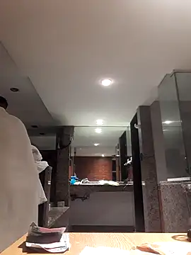 DonVillanova online show from February 2, 2025, 3:21 am