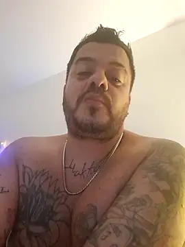 DonVillanova online show from April 2, 2026, 10:07 pm