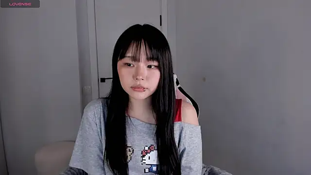 Snapshot of hee_young11 chatting on October 13, 2025, 7:08 am hee young11 online show from October 13, 2025, 7:08 am