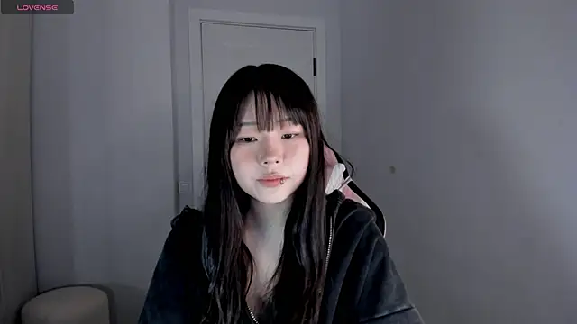 Snapshot of hee_young11 chatting on October 24, 2025, 11:06 am hee young11 online show from October 24, 2025, 11:06 am