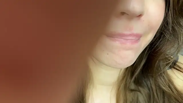 Elsa Ice online show from January 5, 2025, 7:49 am