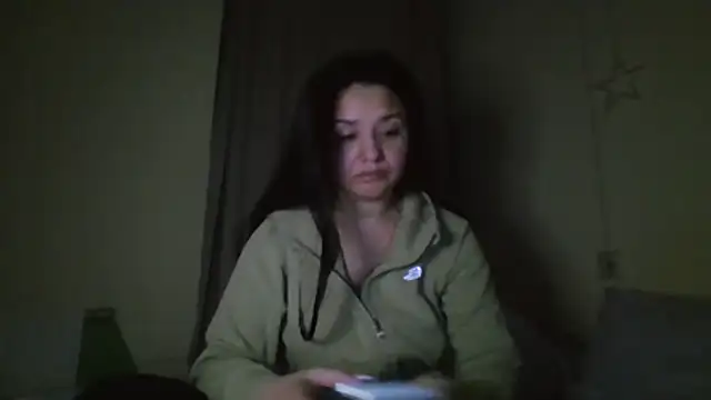 Linusya online show from February 6, 2026, 4:43 pm