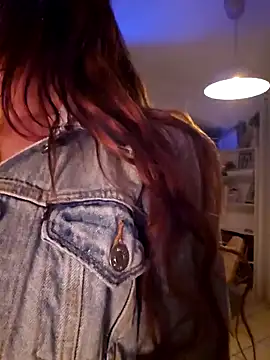 Luna Kitanna online show from December 15, 2024, 11:20 pm