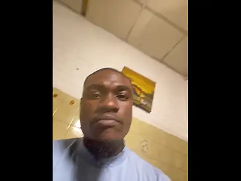 Snapshot of Pinepool21 chatting on October 7, 2025, 11:57 pm Pinepool21 online show from October 7, 2025, 11:57 pm