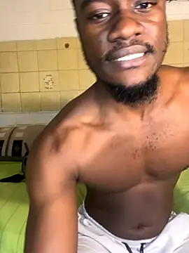 Snapshot of Pinepool21 chatting on November 11, 2025, 10:43 pm Pinepool21 online show from November 11, 2025, 10:43 pm