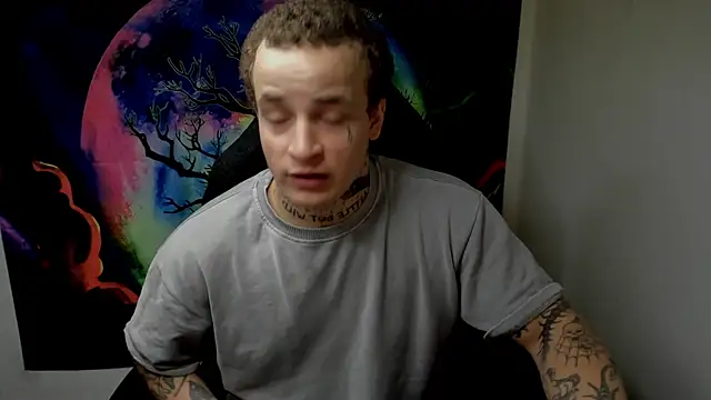 Snapshot of layneinchains chatting on December 12, 2024, 6:25 am layneinchains online show from December 12, 2024, 6:25 am