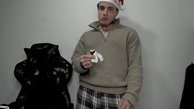 Snapshot of layneinchains chatting on December 31, 2024, 3:23 am layneinchains online show from December 31, 2024, 3:23 am