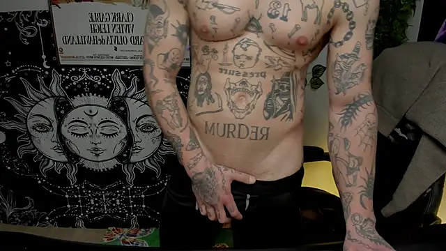 Snapshot of layneinchains chatting on February 20, 2025, 6:28 am layneinchains online show from February 20, 2025, 6:28 am