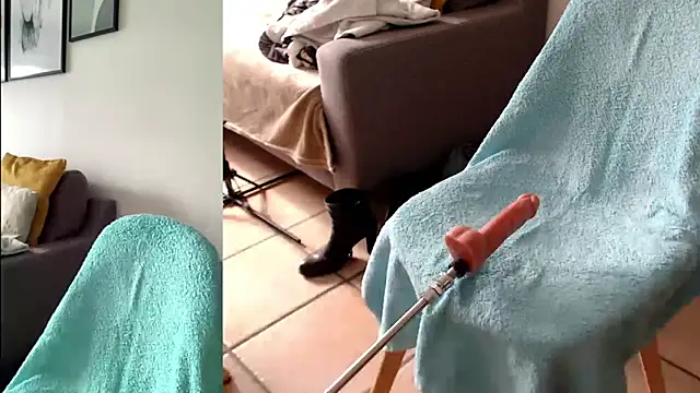 Snapshot of la_petite_prunette69 chatting on February 12, 2025, 11:18 am la petite prunette69 online show from February 12, 2025, 11:18 am