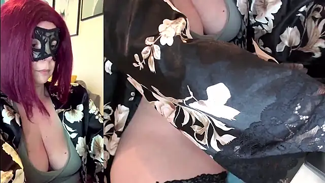 Snapshot of la_petite_prunette69 chatting on February 12, 2025, 3:49 pm la petite prunette69 online show from February 12, 2025, 3:49 pm