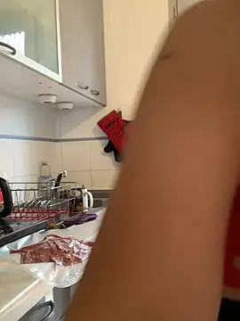 Snapshot of la_petite_prunette69 chatting on March 12, 2025, 8:30 am la petite prunette69 online show from March 12, 2025, 8:30 am