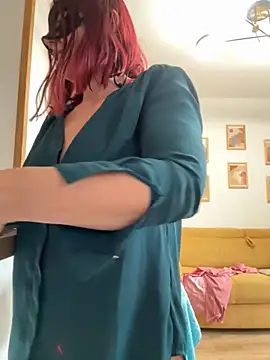 Snapshot of la_petite_prunette69 chatting on November 1, 2025, 12:07 pm la petite prunette69 online show from November 1, 2025, 12:07 pm