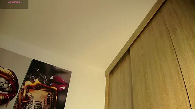 aidaadams online show from September 20, 2025, 9:21 am