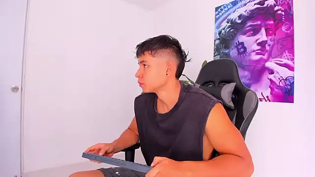 Snapshot of Bray_Kevin chatting on January 28, 2025, 2:21 pm Bray Kevin online show from January 28, 2025, 2:21 pm