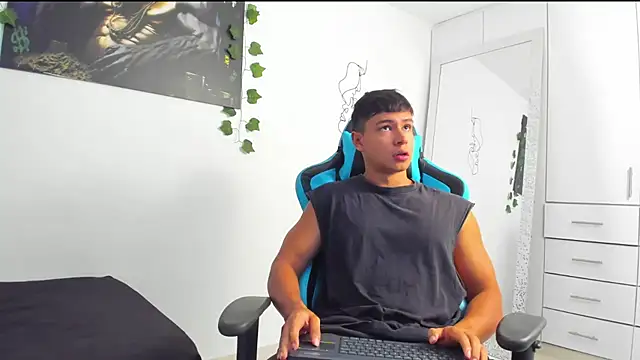 Snapshot of Bray_Kevin chatting on March 3, 2025, 9:05 pm Bray Kevin online show from March 3, 2025, 9:05 pm