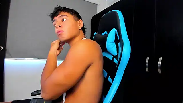 Snapshot of Bray_Kevin chatting on September 28, 2025, 5:51 pm Bray Kevin online show from September 28, 2025, 5:51 pm