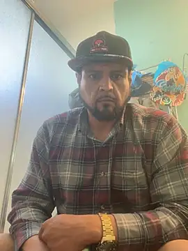 Snapshot of MrDickUdown24_7 chatting on March 4, 2025, 9:54 pm MrDickUdown24 7 online show from March 4, 2025, 9:54 pm