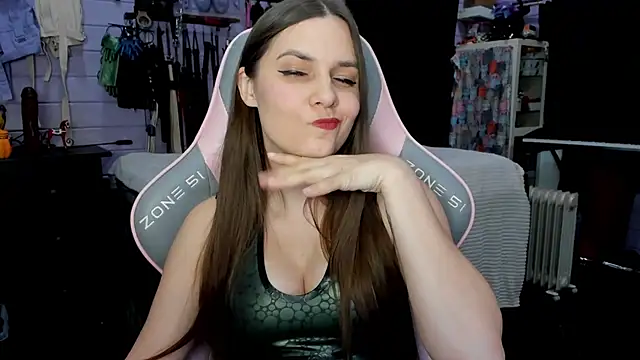 Snapshot of Stroynyash chatting on March 6, 2025, 10:58 pm Stroynyash online show from March 6, 2025, 10:58 pm