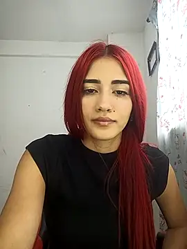 Snapshot of karol_cortes_18 chatting on March 17, 2025, 7:15 pm karol cortes 18 online show from March 17, 2025, 7:15 pm