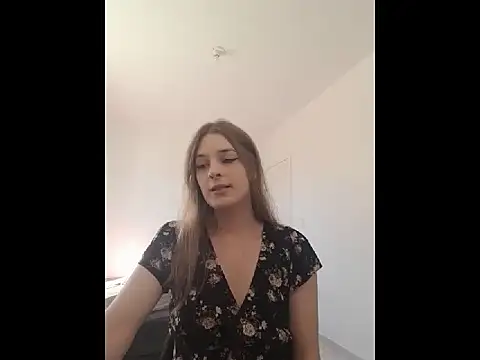 Snapshot of katsu_lux chatting on March 19, 2025, 11:50 am katsu lux online show from March 19, 2025, 11:50 am