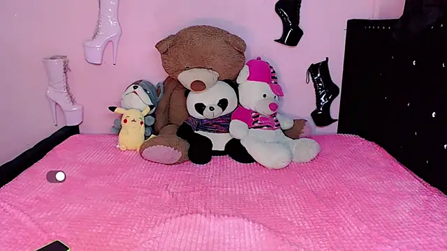 Ciinamonloren online show from March 21, 2025, 9:23 am