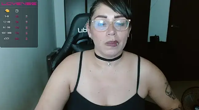 natashasmithe online show from January 25, 2025, 6:23 am