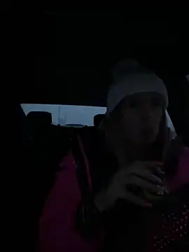 Snapshot of StasyWood chatting on November 4, 2025, 1:05 am StasyWood online show from November 4, 2025, 1:05 am