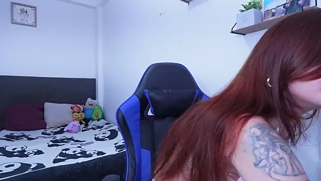 AliciaBasch online show from May 17, 2026, 1:47 am
