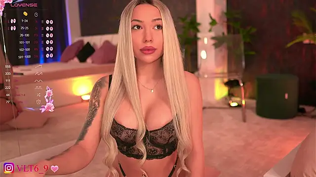 violettabunny03 online show from March 13, 2025, 11:27 pm