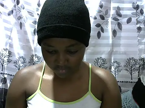 Snapshot of Sweet_kelsiey chatting on January 30, 2025, 2:15 pm Sweet kelsiey online show from January 30, 2025, 2:15 pm