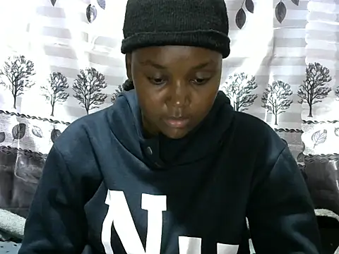 Snapshot of Sweet_kelsiey chatting on February 25, 2025, 12:58 am Sweet kelsiey online show from February 25, 2025, 12:58 am