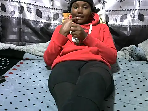 Snapshot of Sweet_kelsiey chatting on March 13, 2025, 7:28 pm Sweet kelsiey online show from March 13, 2025, 7:28 pm